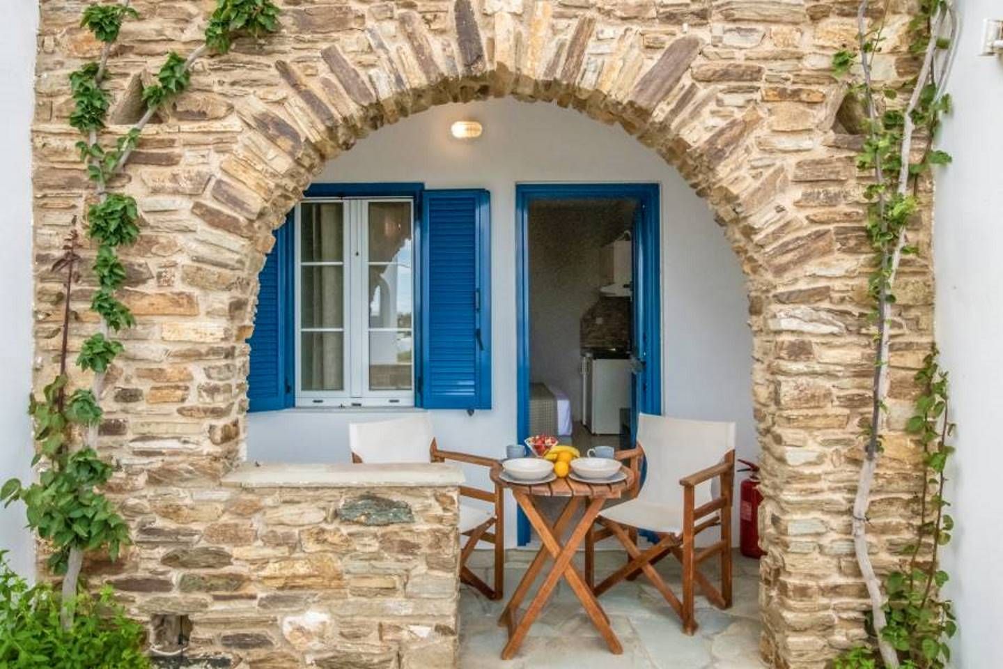 tinos accommodation